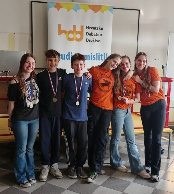Osvojili smo pet zlatnih medalja na državnom Natjecanju u debati