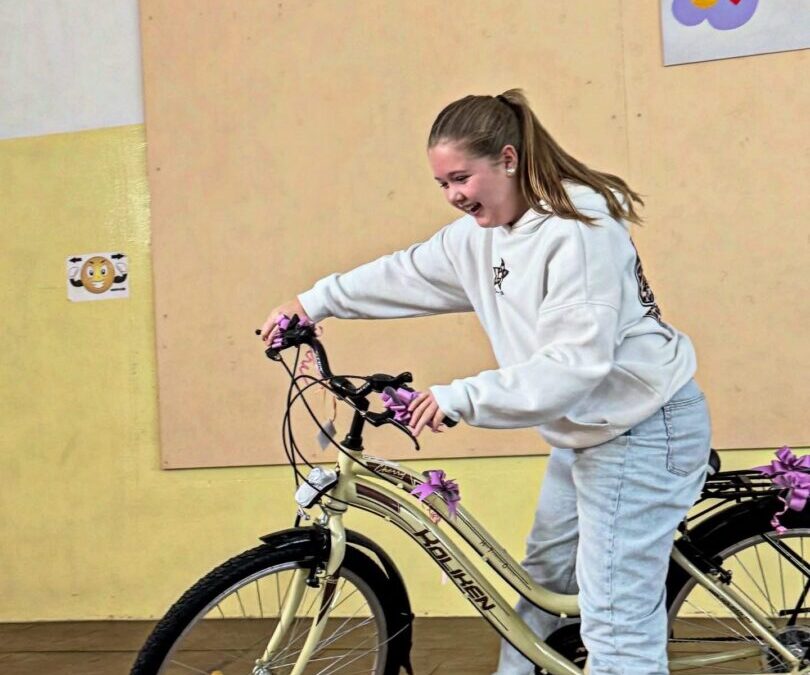 Prvo mjesto na natječaju “Napiši pjesmu i osvoji bicikl”